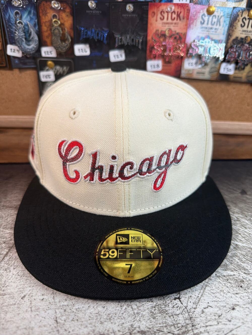New Era 59Fifty Chicago White Sox Glow in The Dark Fitted Hat 7 1/2
